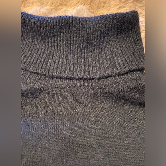 Massimo Dutti WOOL CASHMERE HIGH NECK SWEATER large - Picture 4 of 5